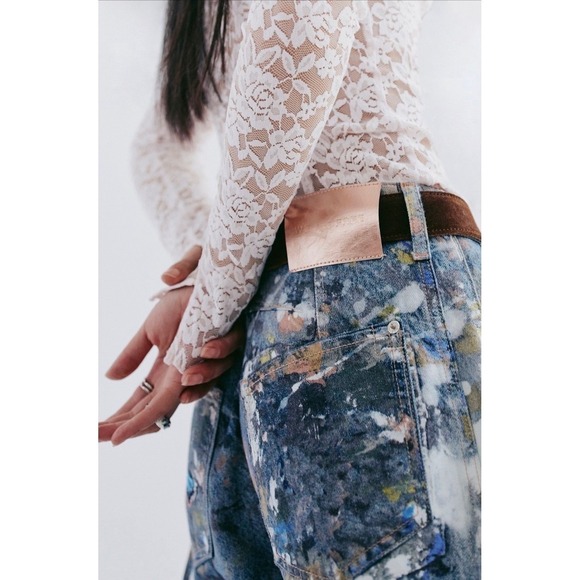 We The Free Good Luck Barrel Illusions Jeans Butterfly Paint Splatter 33 NWT - Picture 3 of 10